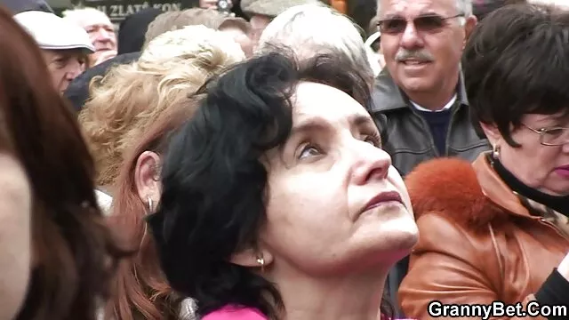 Puta Puta Actuando en El videos de trios eroticos Bordello.