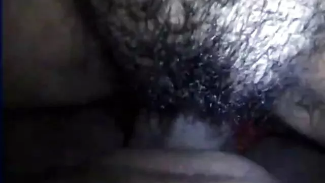 La pequeña adolescente Gina Gerson juega su coño videosmasajeseroticosgratis con un consolador