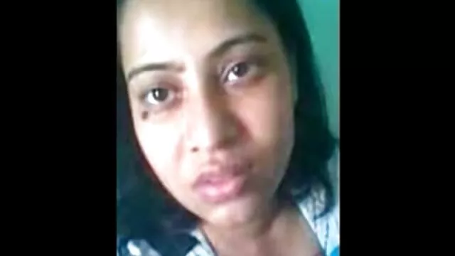 Entra en videos eroticos prohibidos el dormitorio y mira mis bragas