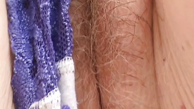 Gianna Michaels videos eroticos con historia follando con un consolador y luego tomando una ducha: P