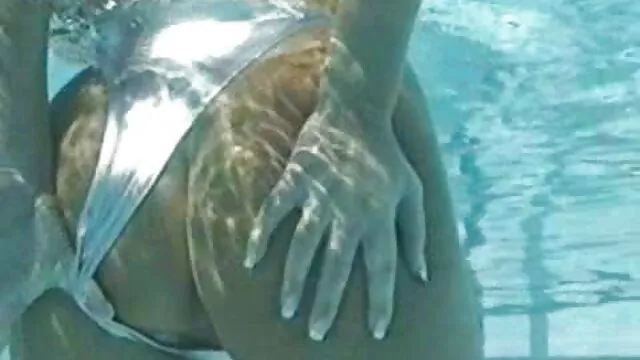 Julie Skyhigh experta en prostitución peliculas eroticas xxx completas y tacones altos